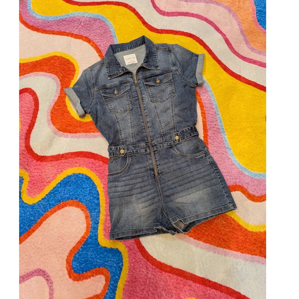 NWOT Celebrity Pink denim zip romper Size L